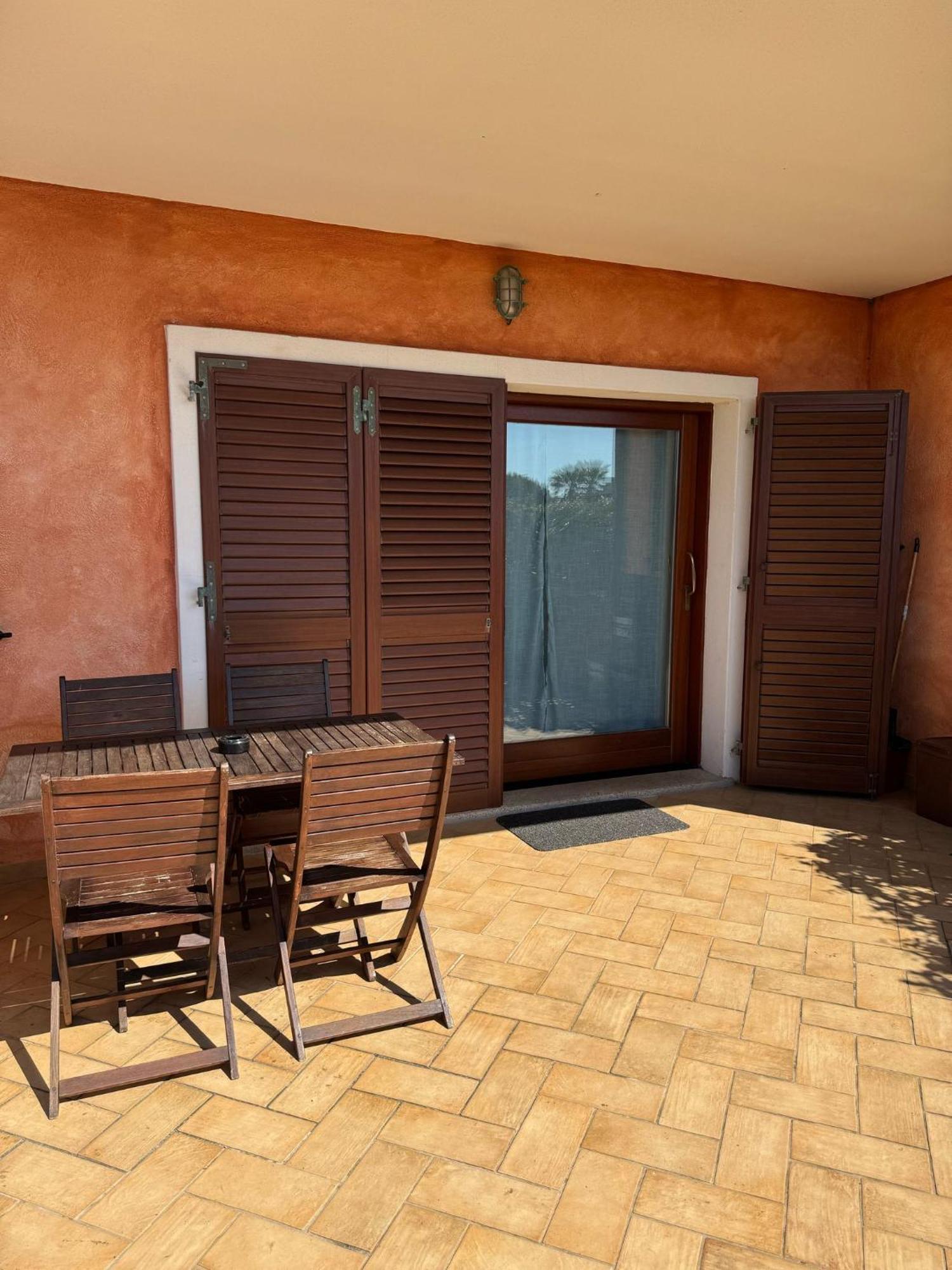 Residenza Rosmarini Apartment ปาเลา ภายนอก รูปภาพ