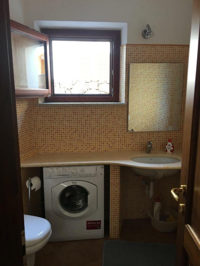 Residenza Rosmarini Apartment ปาเลา ภายนอก รูปภาพ
